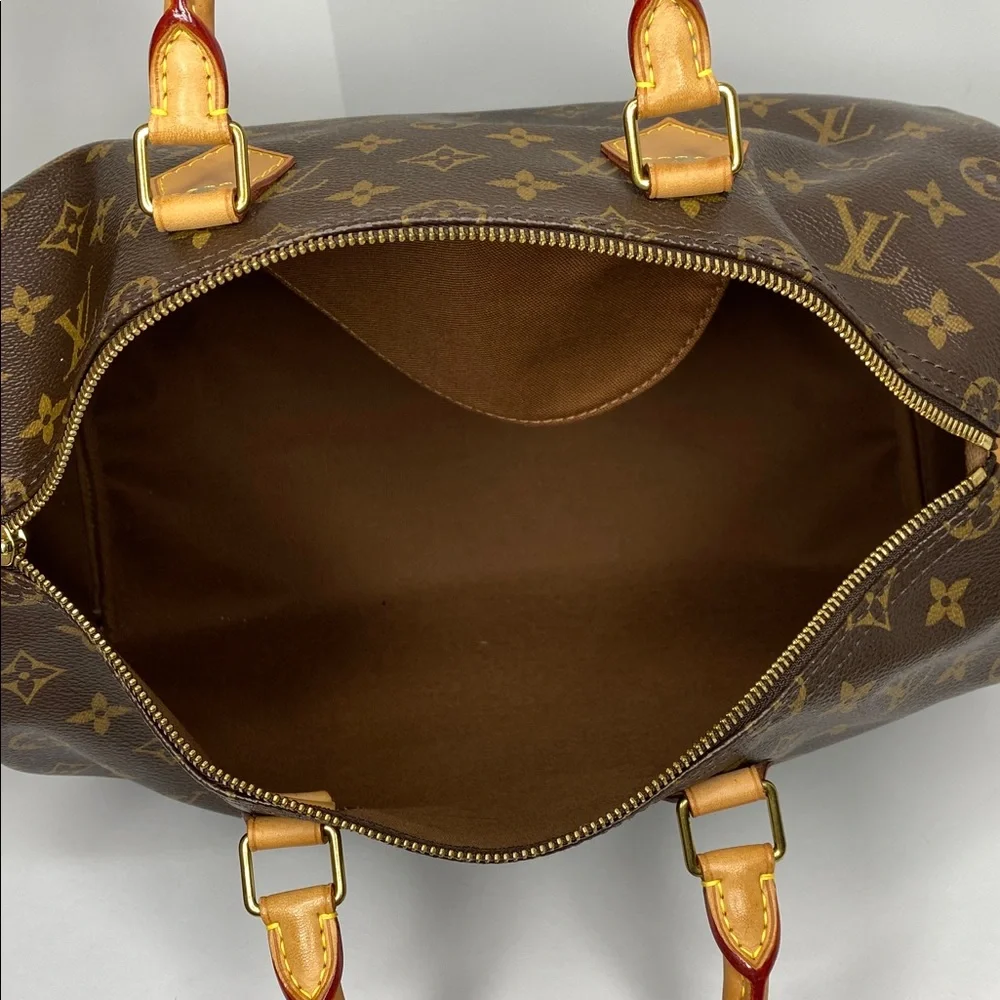 Louis Vuitton Monogram Speedy - Picture 10 of 14